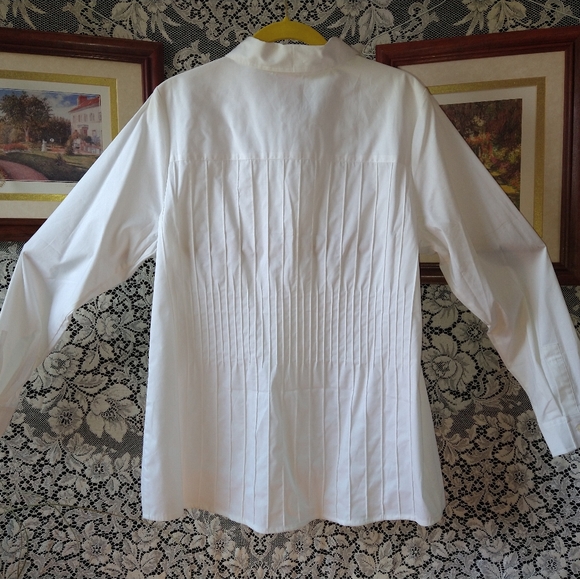 Du Jour white long sleeve shirt vertical ruffle button up with button on cuff - Picture 3 of 5